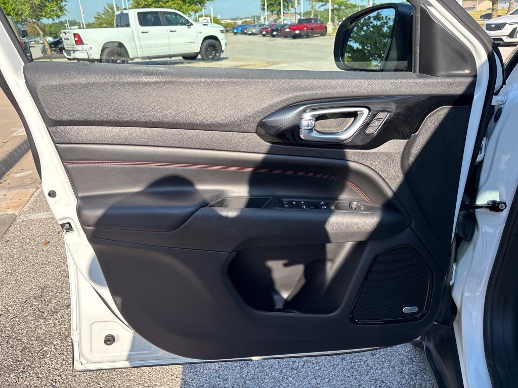 Used 2022 Jeep Compass Trailhawk w/ Trailhawk Elite Group AWD/4WD image 34