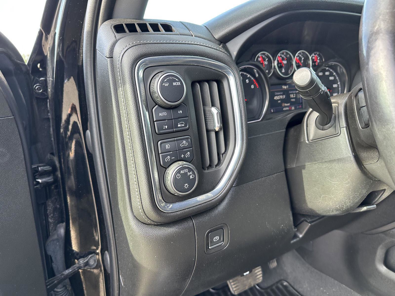 Used 2021 Chevrolet Silverado 1500 RST w/ Redline Edition AWD/4WD image 20