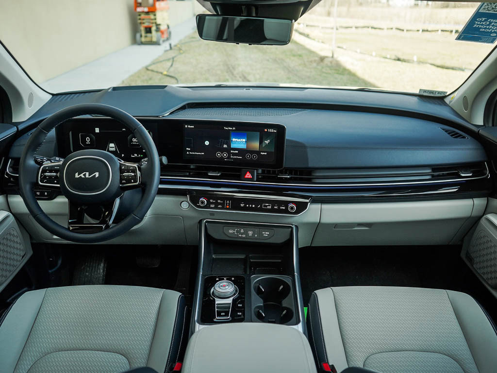 New 2026 Kia Carnival SX Prestige FWD image 16