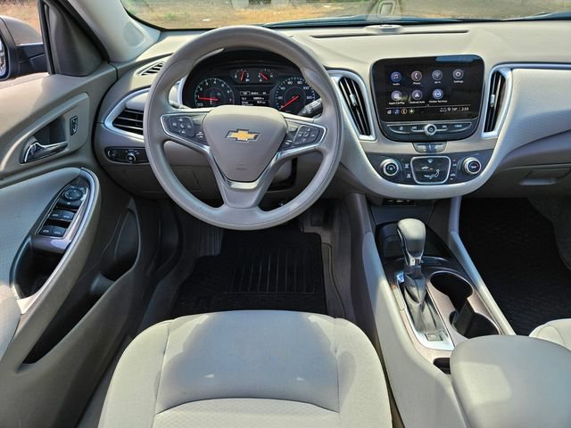Used 2023 Chevrolet Malibu LS FWD image 12