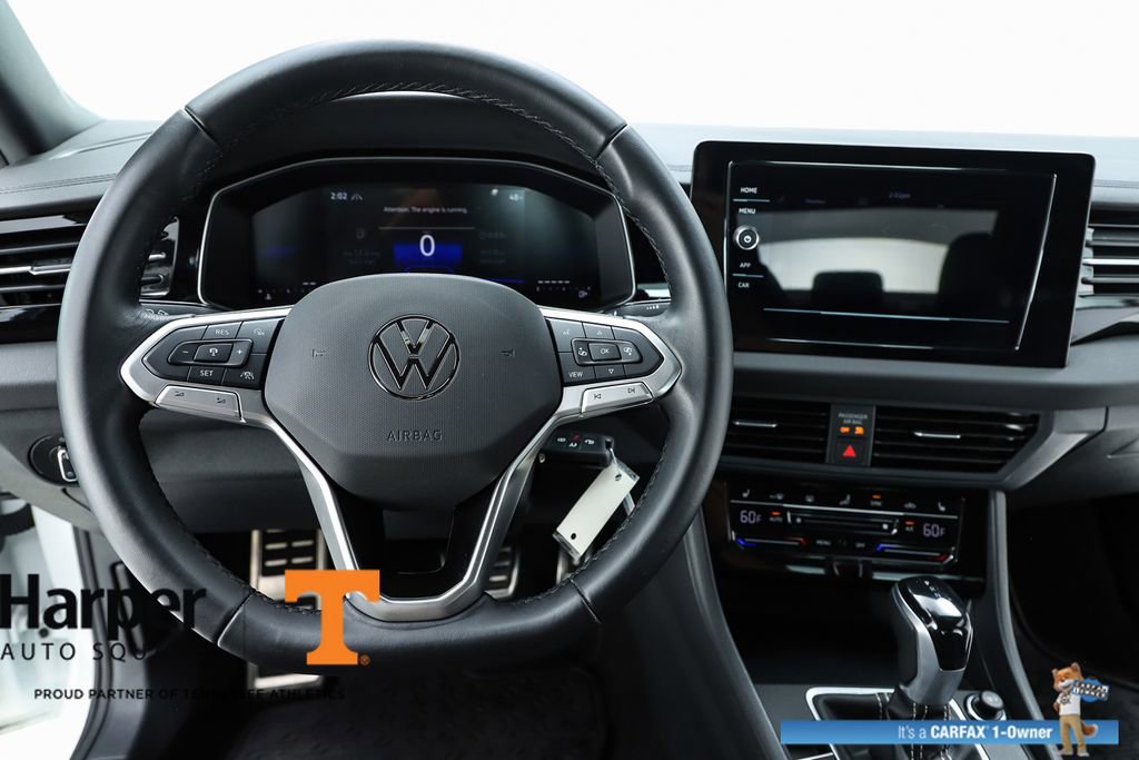 Used 2025 Volkswagen Jetta Sport image 20