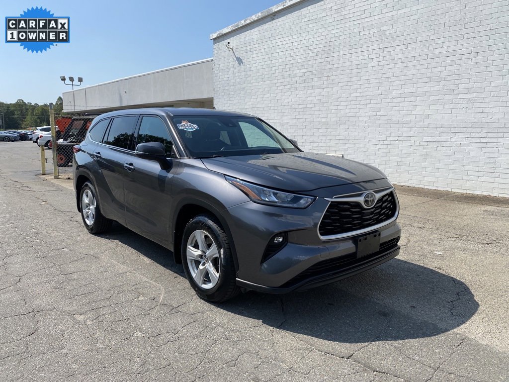 Used 2020 Toyota Highlander LE image 8