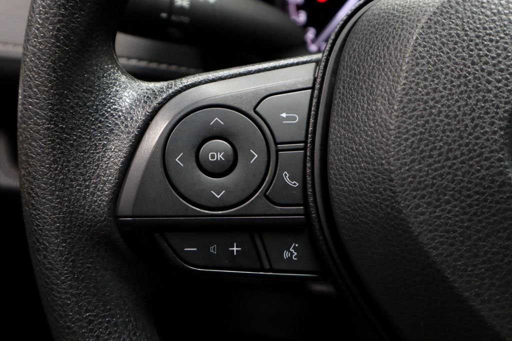 Used 2023 Toyota RAV4 XLE w/ Convenience Package image 27