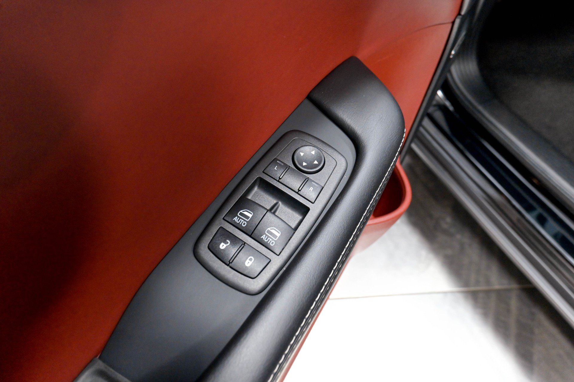 Used 2023 Dodge Challenger SRT Hellcat RWD image 55