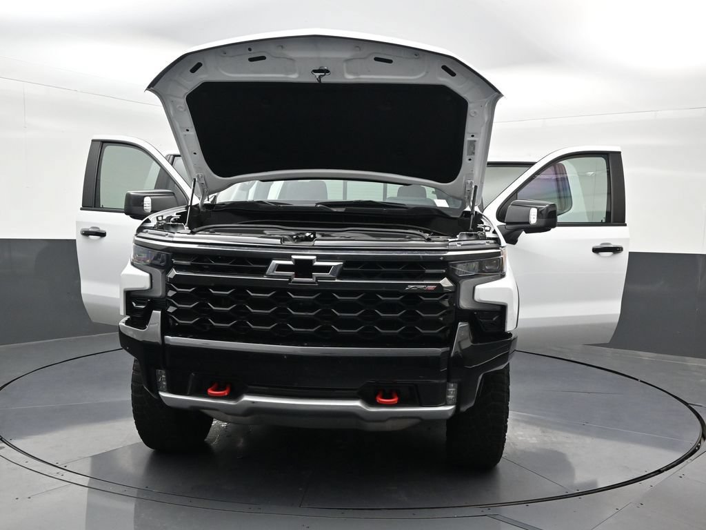 Used 2024 Chevrolet Silverado 1500 ZR2 w/ Technology Package AWD/4WD image 37