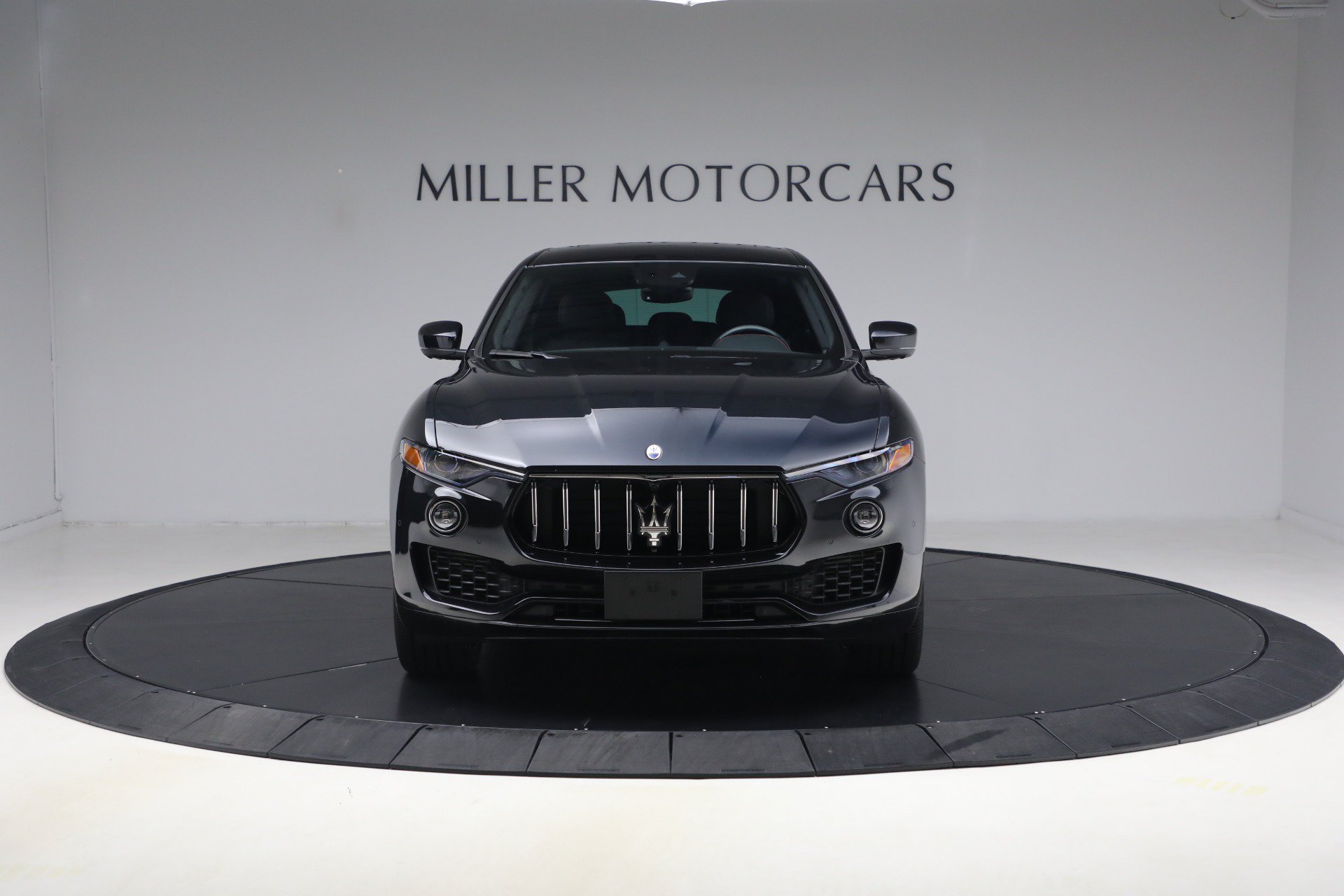 Certified 2023 Maserati Levante GT AWD/4WD image 15