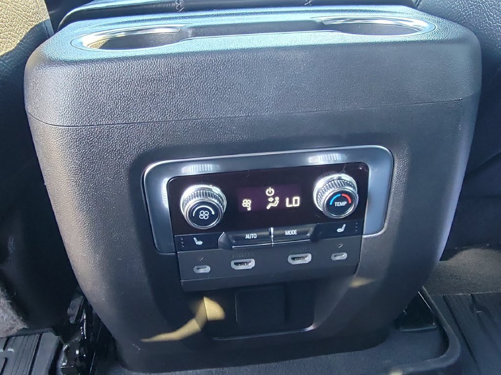 Used 2023 GMC Yukon Denali AWD/4WD image 22