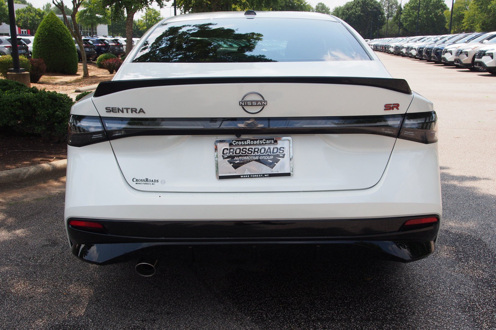 New 2026 Nissan Sentra SR w/ Floor Mat Package FWD image 6