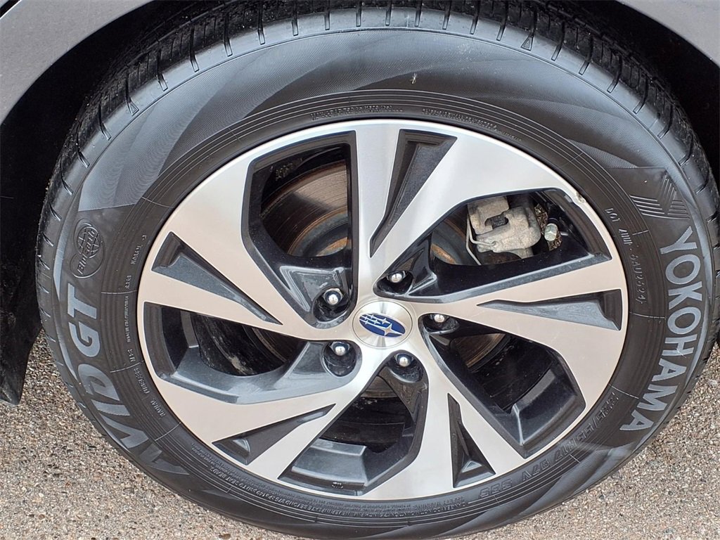 Used 2024 Subaru Legacy Premium image 9