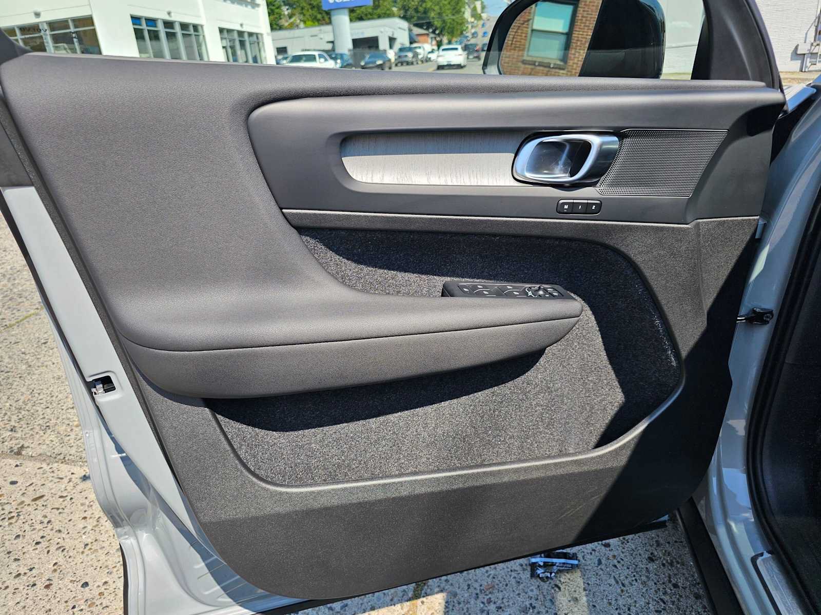 New 2026 Volvo XC40 B5 Plus w/ Protection Package Premier AWD/4WD image 23