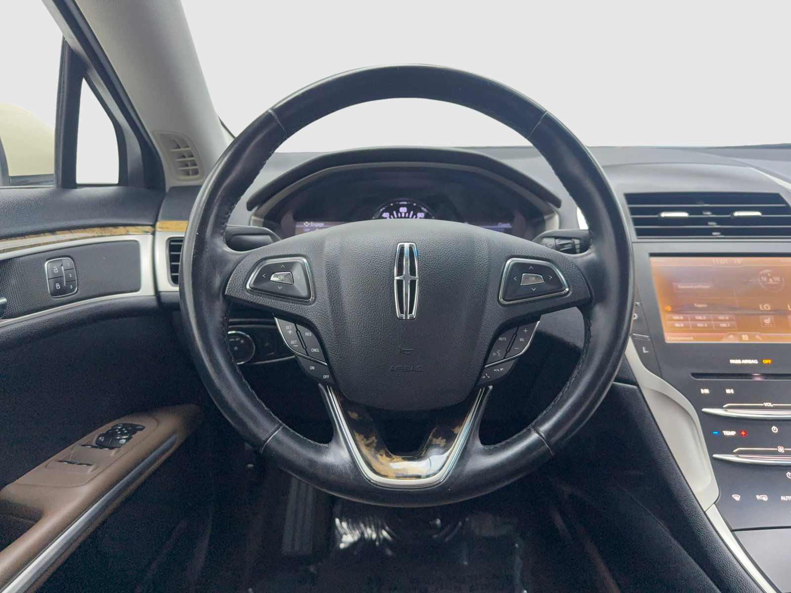 Used 2016 Lincoln MKZ Hybrid w/ Equipment Group 500A Select FWD image 39
