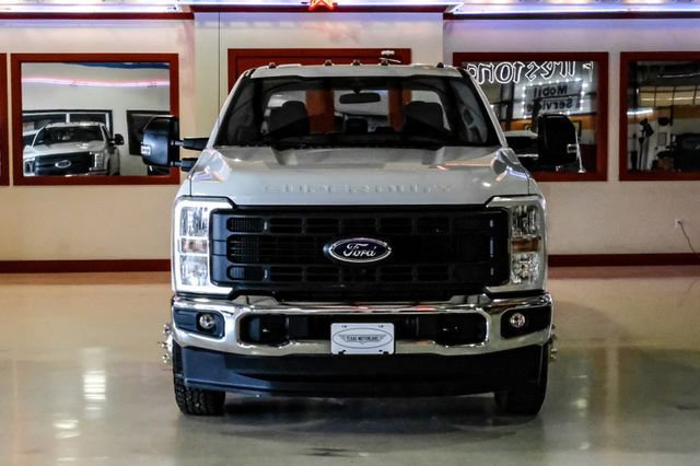 Used 2025 Ford F350 XL w/ FX4 Off-Road Package image 9