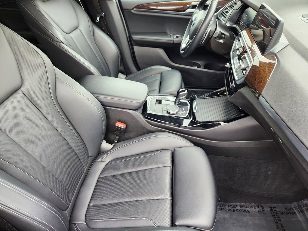 Used 2024 BMW X3 xDrive30i image 4