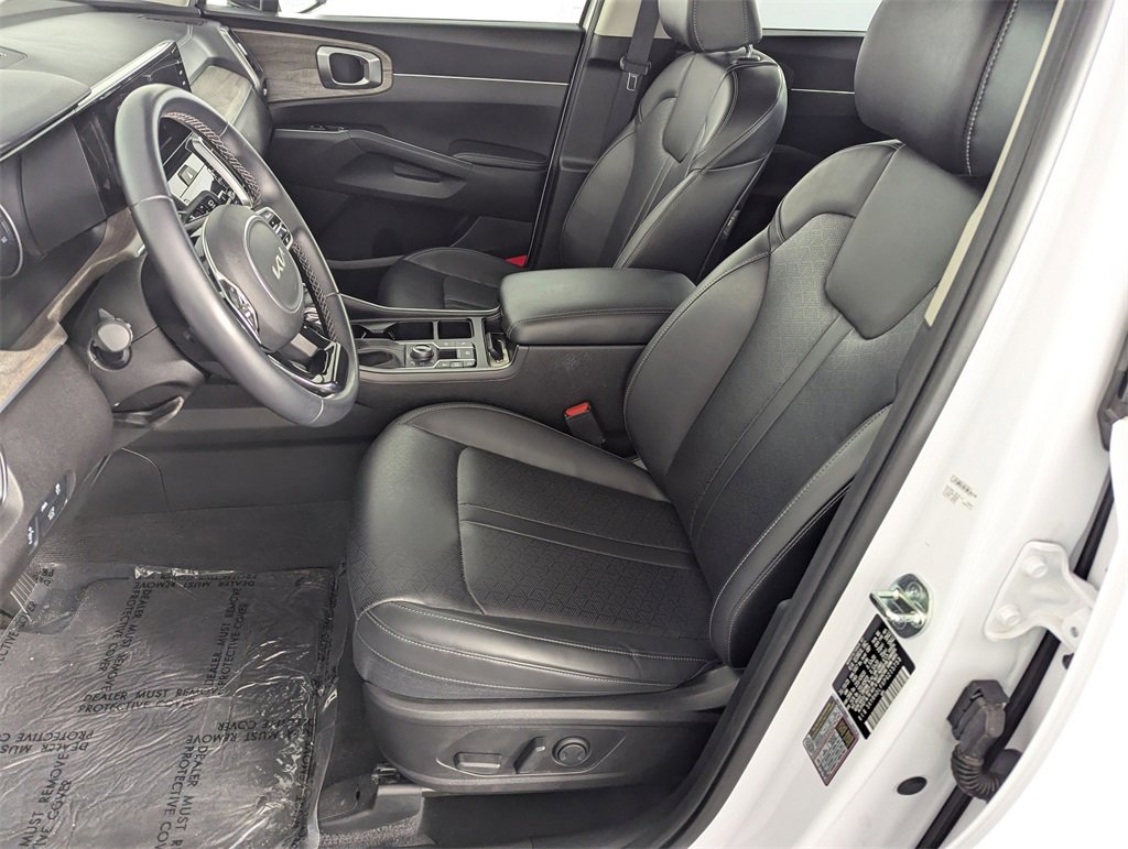 Used 2023 Kia Sorento X-Line EX image 12