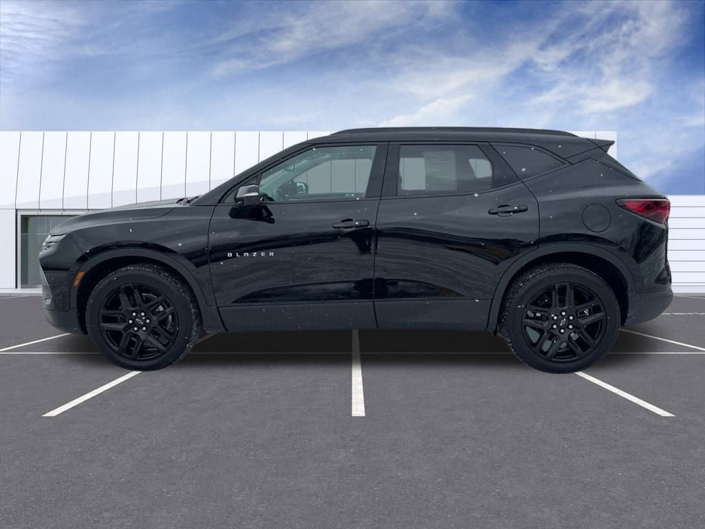 Used 2023 Chevrolet Blazer LT AWD/4WD image 6