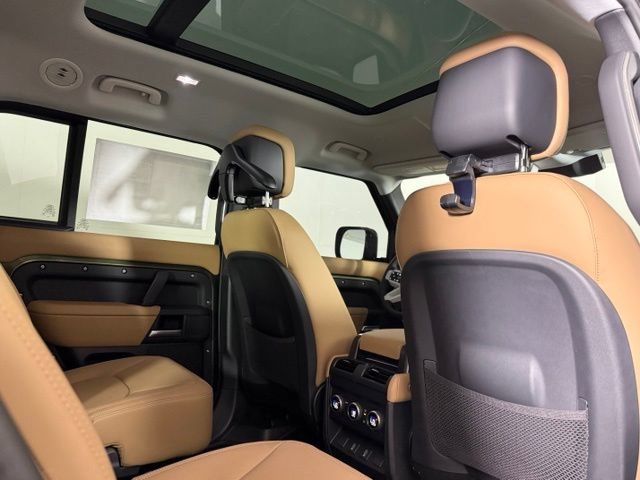 New 2026 Land Rover Defender 130 S AWD/4WD image 30