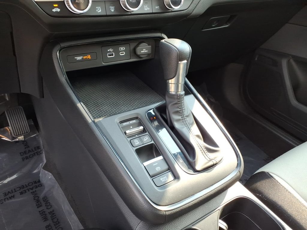 Certified 2024 Honda CR-V EX image 10