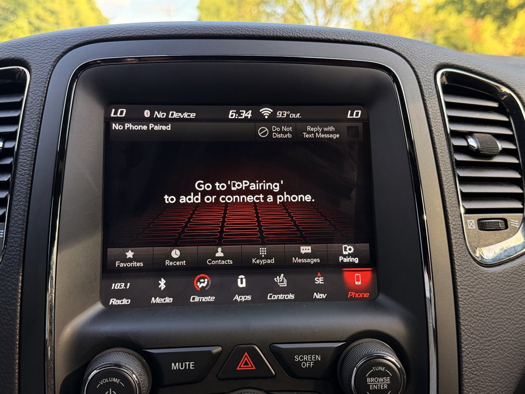 Used 2018 Dodge Durango SRT w/ Technology Group AWD/4WD image 22