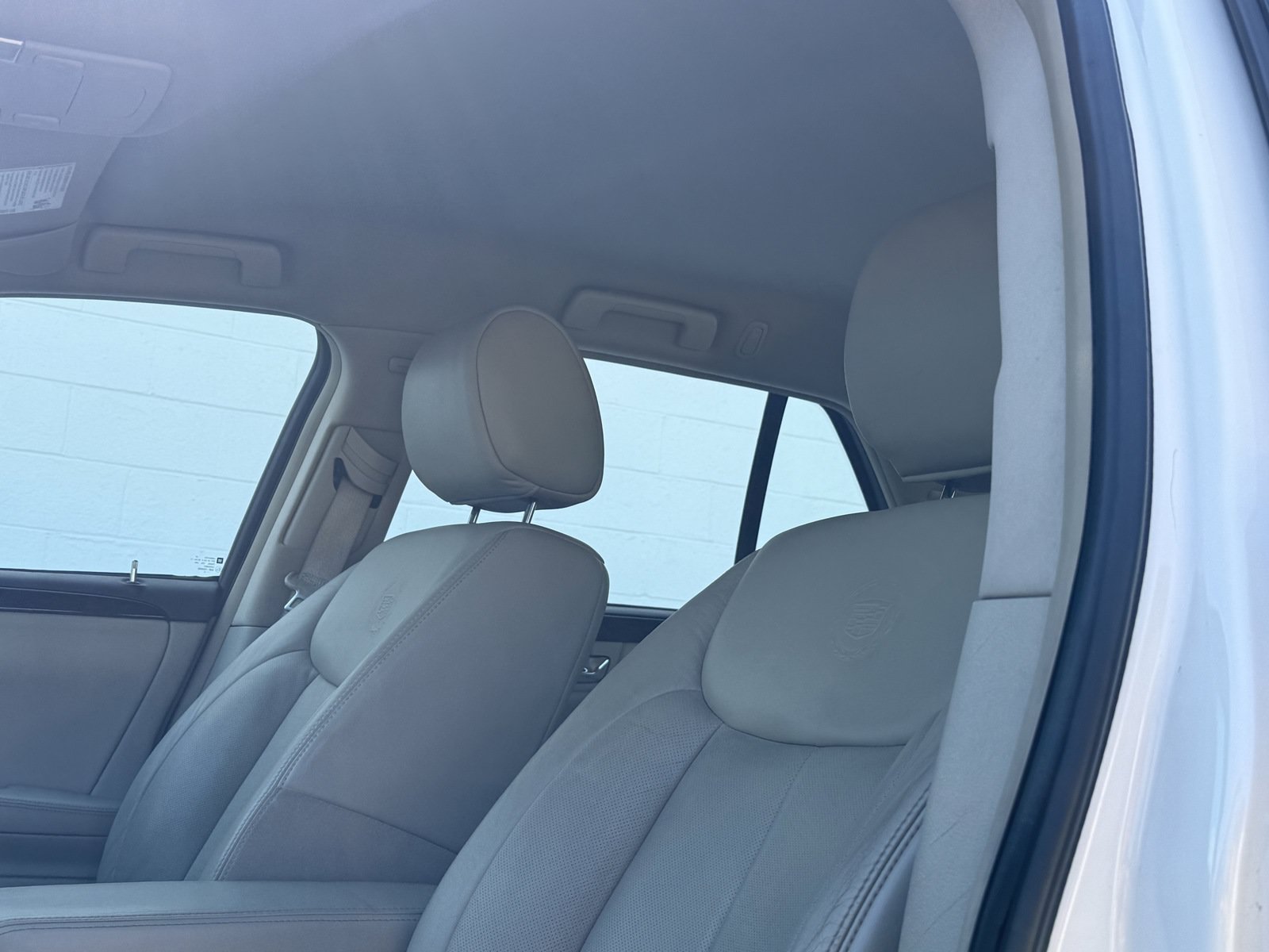 Used 2008 Cadillac DTS FWD image 17