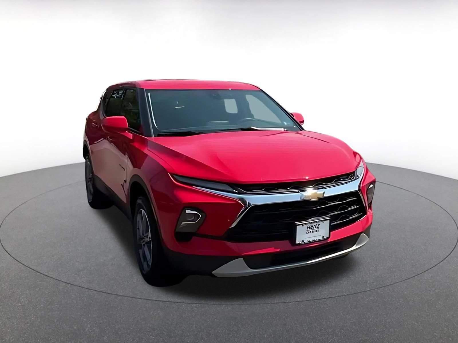 Used 2025 Chevrolet Blazer LT FWD image 9