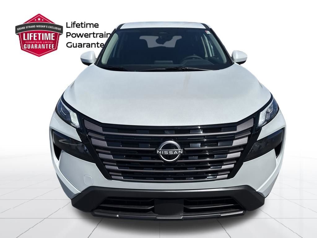 New 2026 Nissan Rogue SV FWD image 2