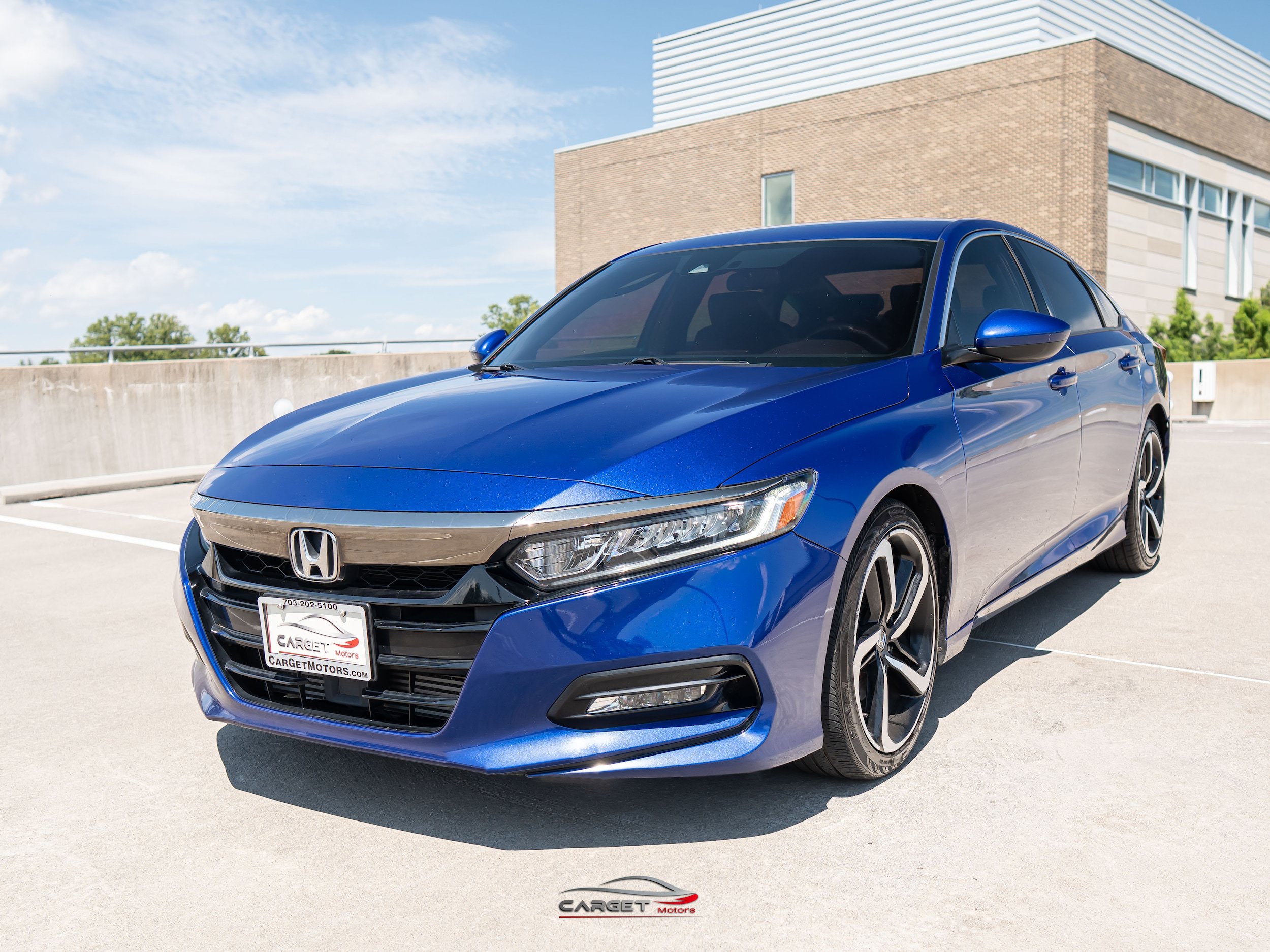 Used 2019 Honda Accord Sport image 3