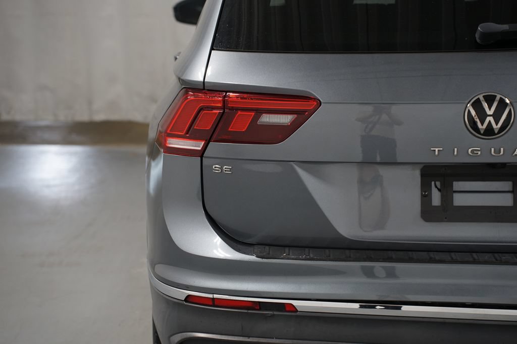 Used 2022 Volkswagen Tiguan SE FWD image 10