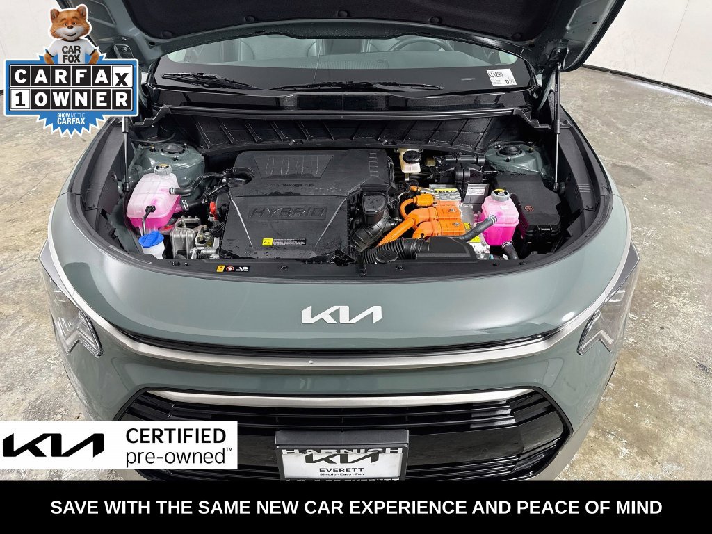 Certified 2025 Kia Niro SX Touring FWD image 38