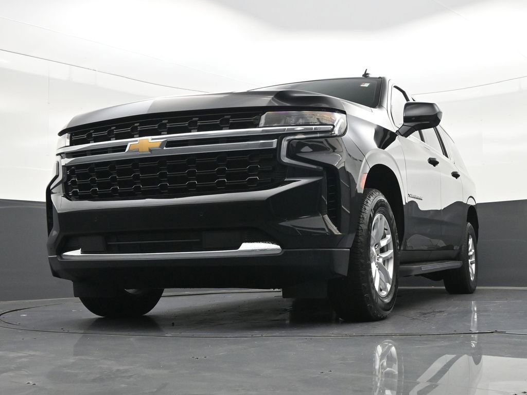 Used 2023 Chevrolet Suburban LS RWD image 31