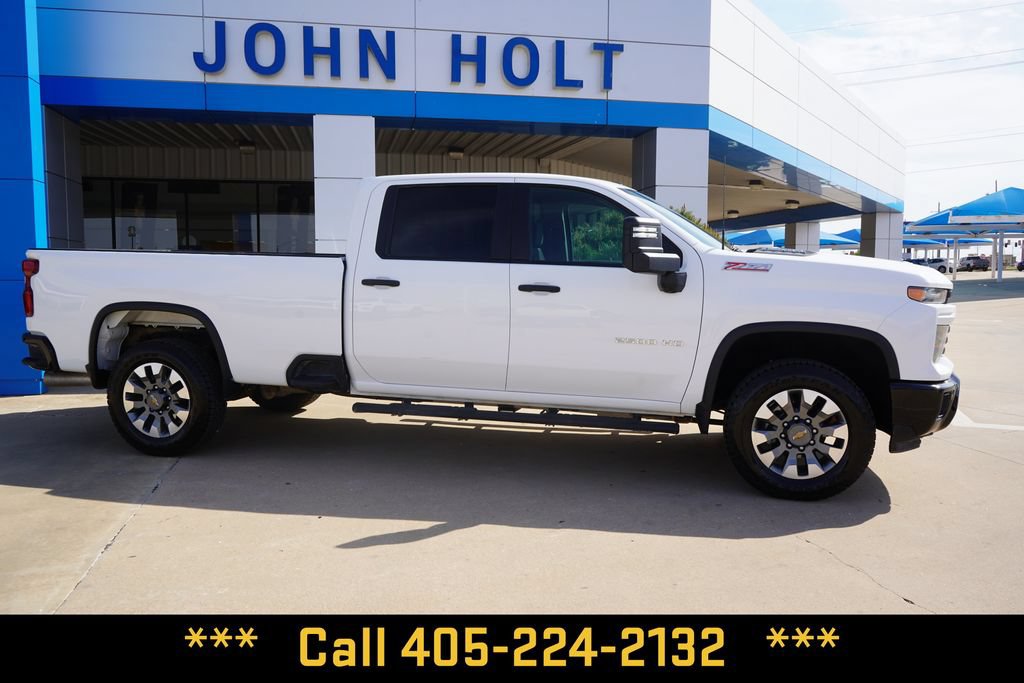 Used 2025 Chevrolet Silverado 2500 Custom w/ Custom Value Package AWD/4WD image 10