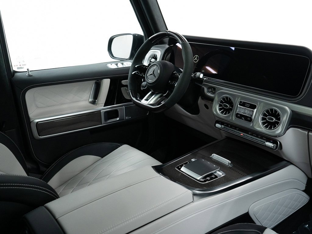 Used 2025 Mercedes-Benz G 63 AMG 4MATIC image 28