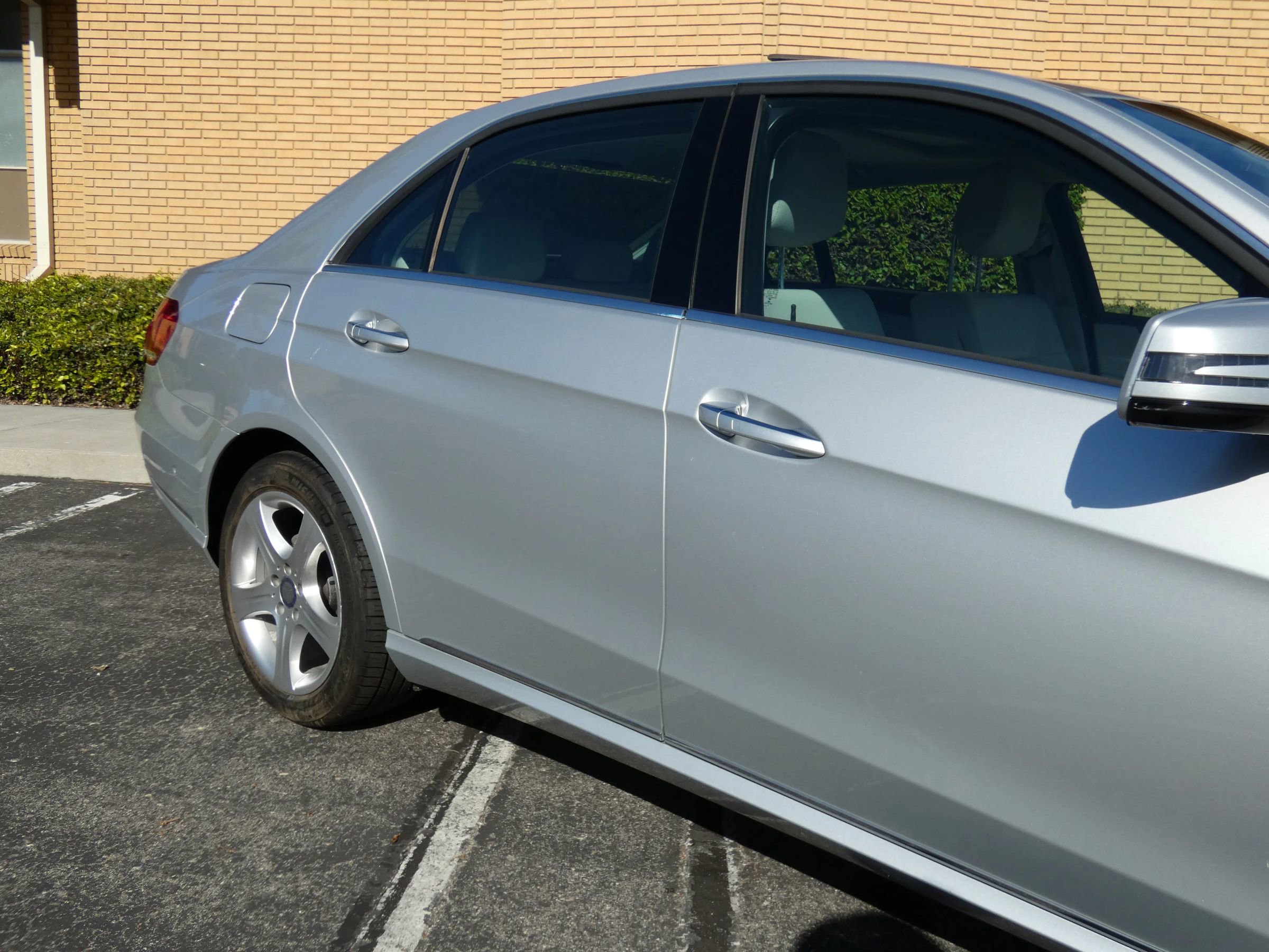 Used 2016 Mercedes-Benz E 350 Sedan w/ Premium Package image 6