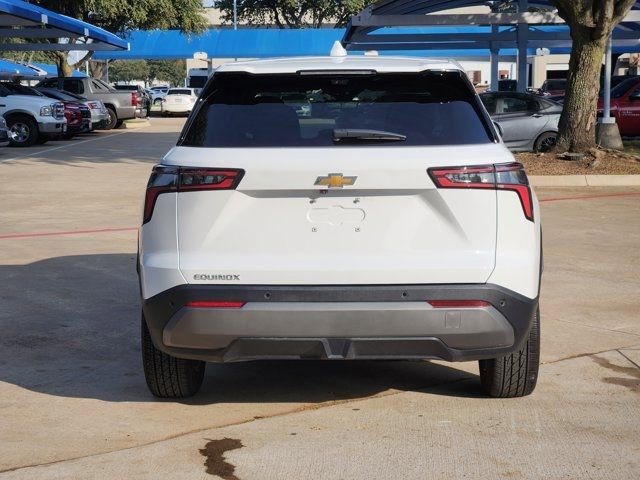 Used 2025 Chevrolet Equinox LT w/ Safety and Technology Package image 13