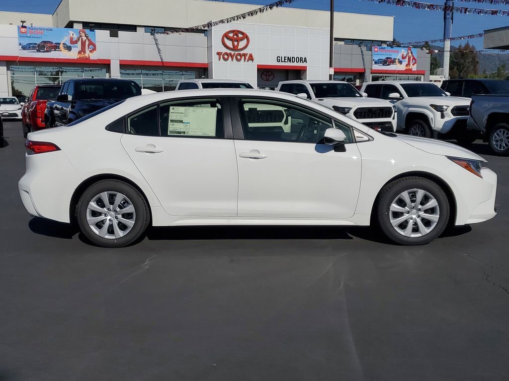 New 2026 Toyota Corolla LE image 2