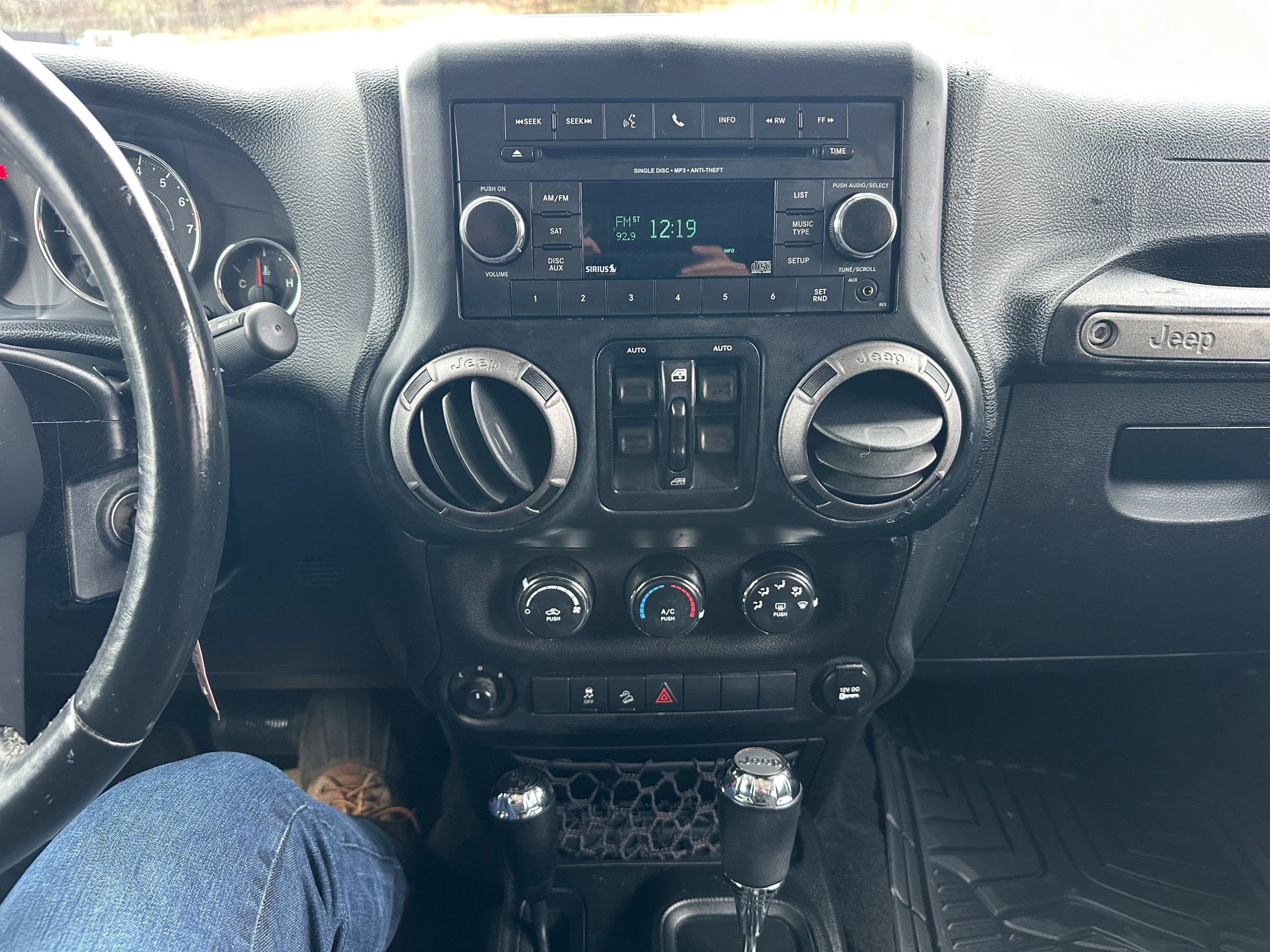 Used 2017 Jeep Wrangler Unlimited Sport w/ Quick Order Package 24S image 13