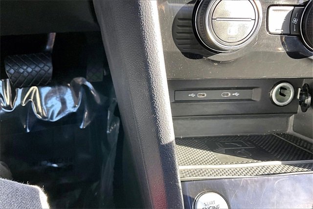 Used 2024 Volkswagen Taos SE image 15