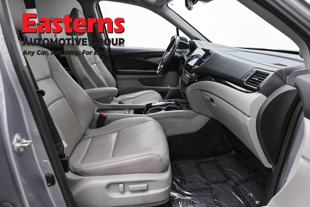 Used 2019 Honda Pilot Elite image 26