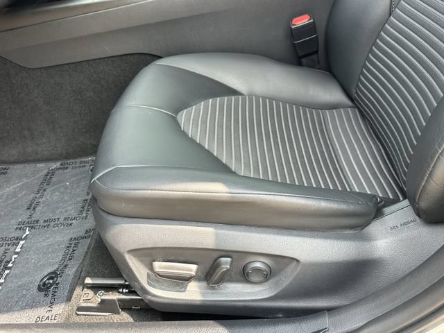 Used 2023 Toyota Camry SE FWD image 24