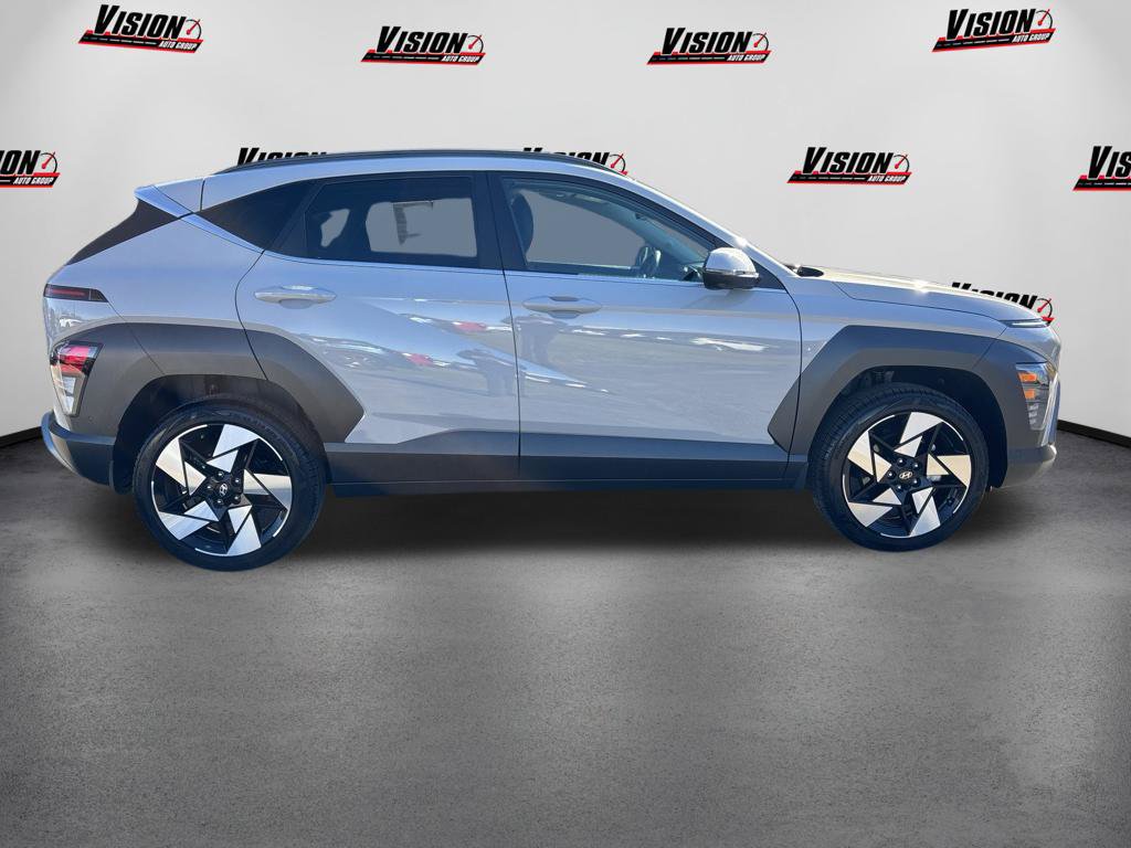 Certified 2024 Hyundai Kona Limited AWD/4WD image 4