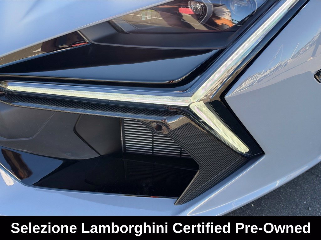 Used 2025 Lamborghini Revuelto AWD/4WD image 15
