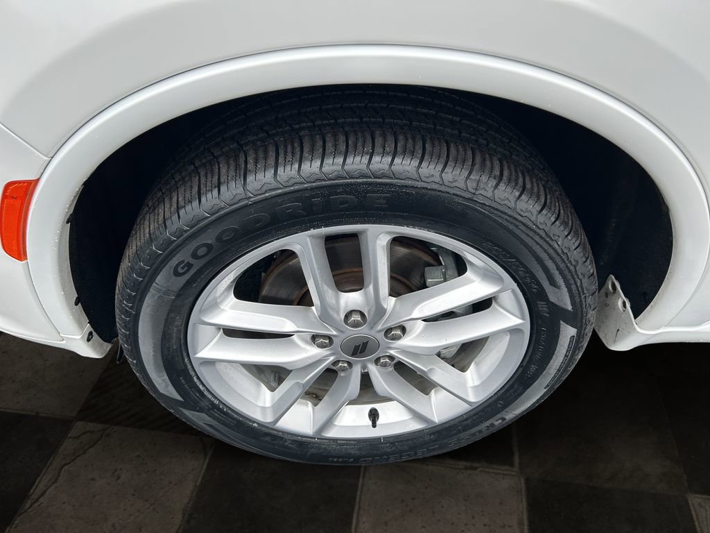 Used 2023 Dodge Durango GT image 9