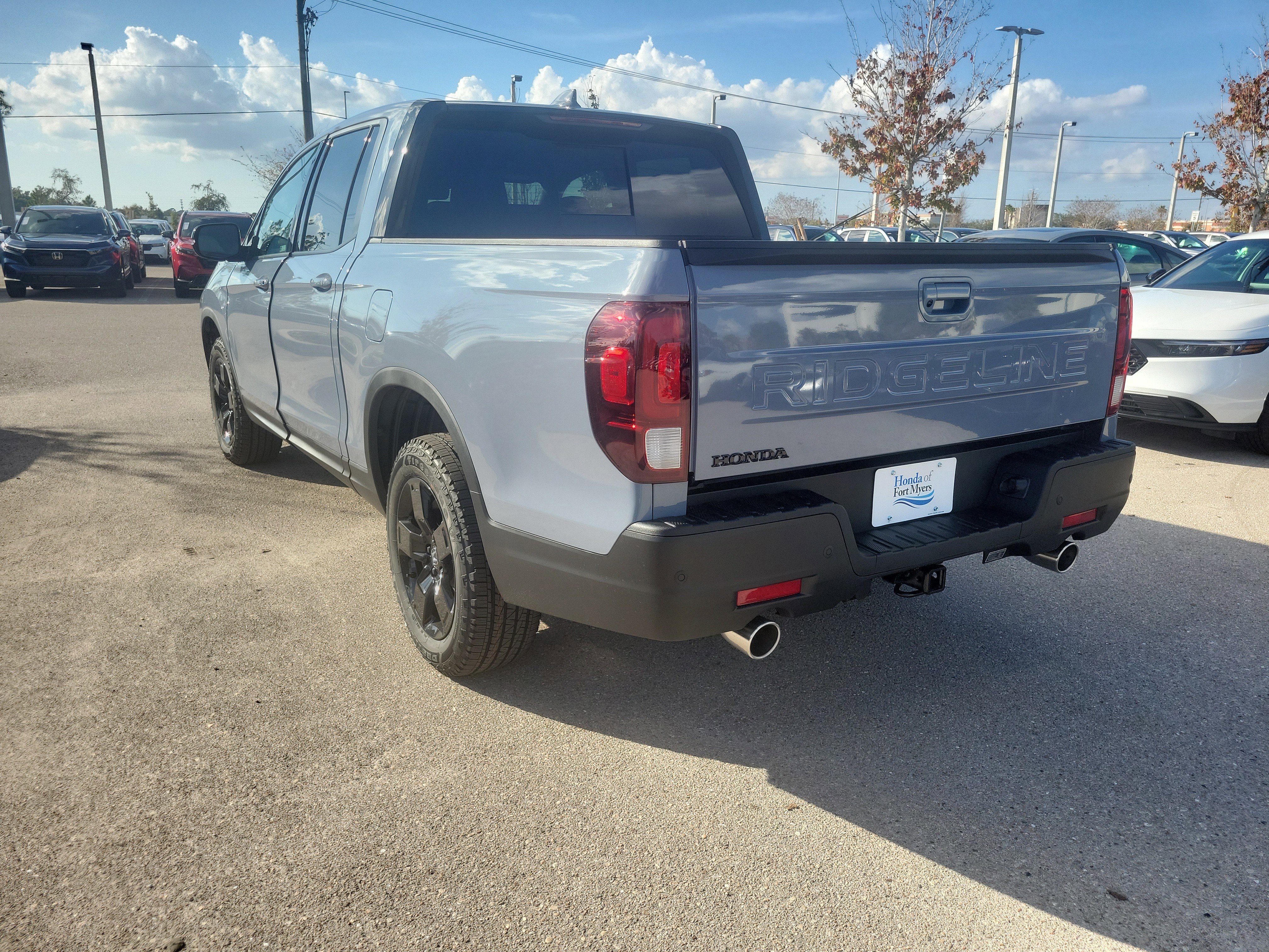 New 2026 Honda Ridgeline Black Edition image 7