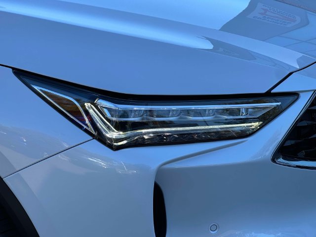 Certified 2024 Acura MDX w/ Technology Package AWD/4WD image 15