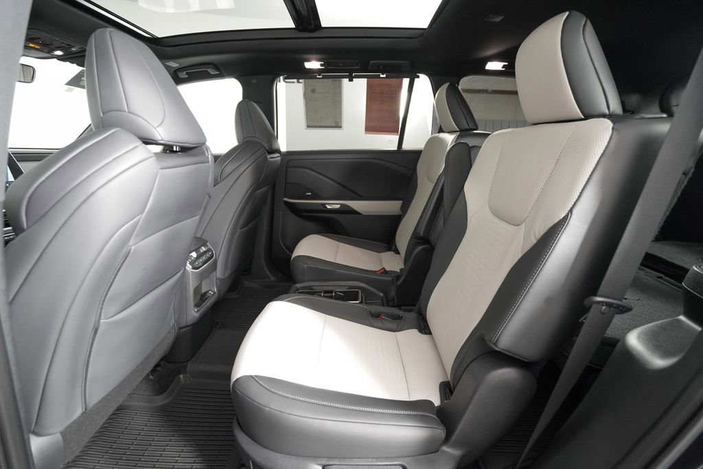 Certified 2026 Lexus TX 350 AWD w/ Technology Package image 13