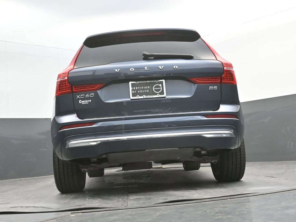 Certified 2023 Volvo XC60 B5 Ultimate w/ Protection Package Premier image 34