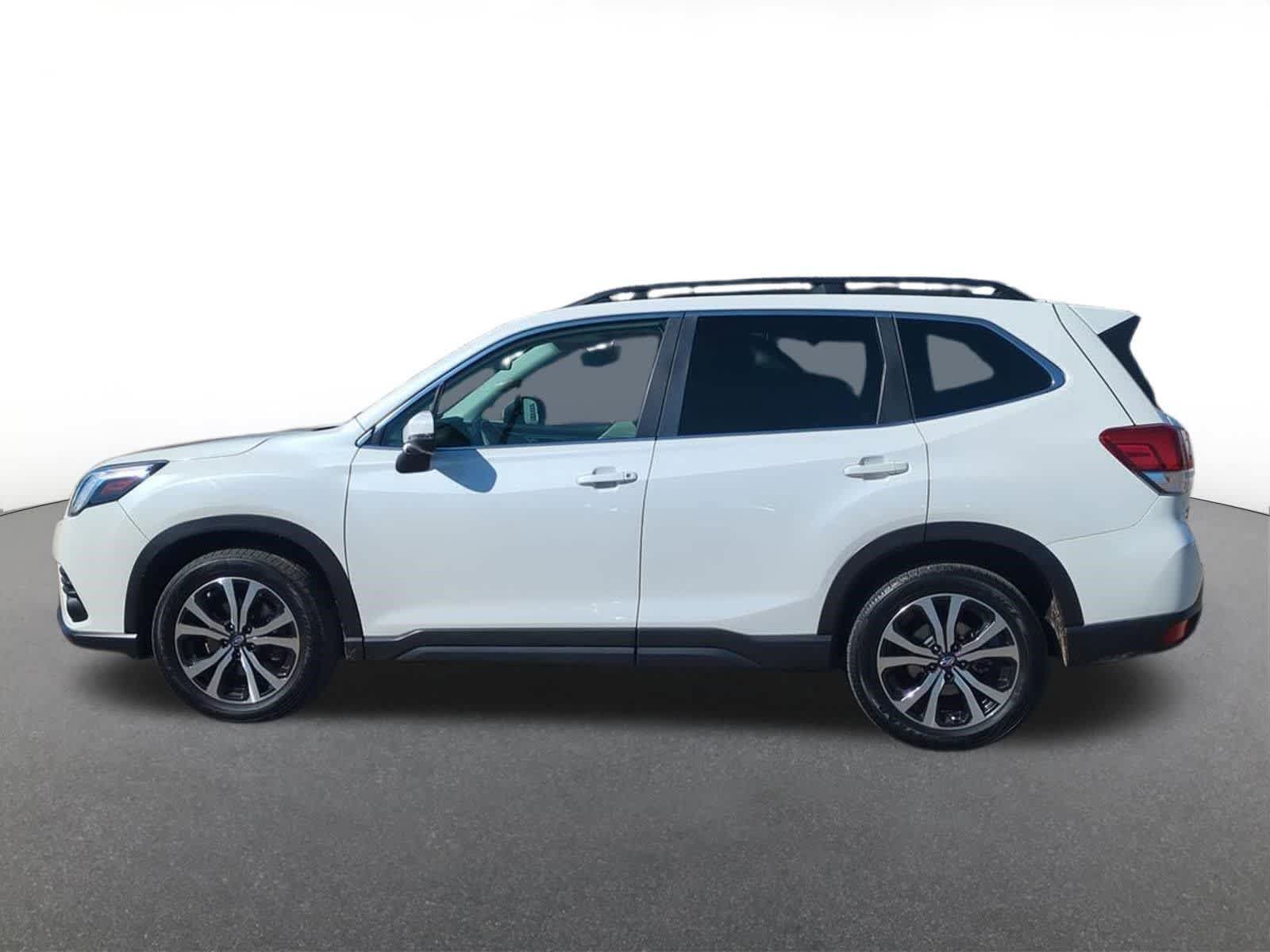Used 2022 Subaru Forester Limited image 3