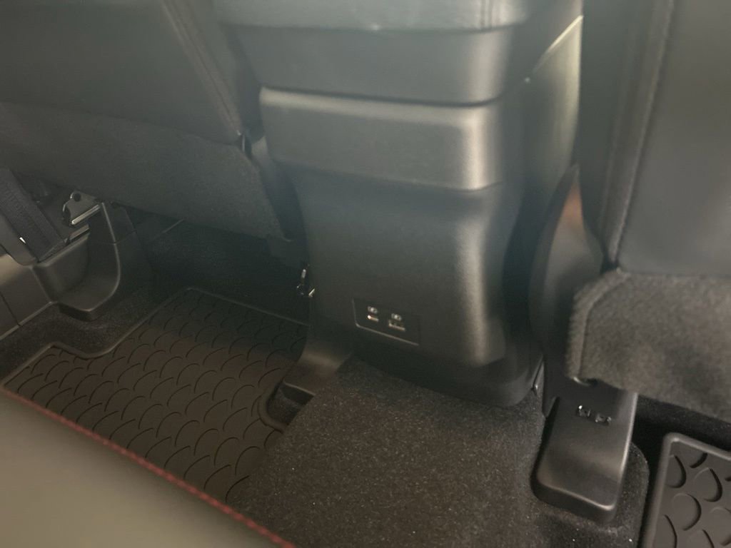 New 2025 Mitsubishi Outlander Sport SE image 24