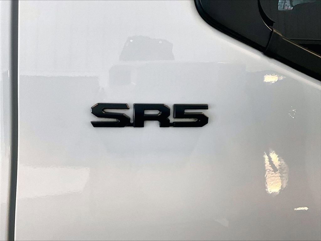 Used 2022 Toyota Tundra SR5 w/ TRD Off-Road Package image 27