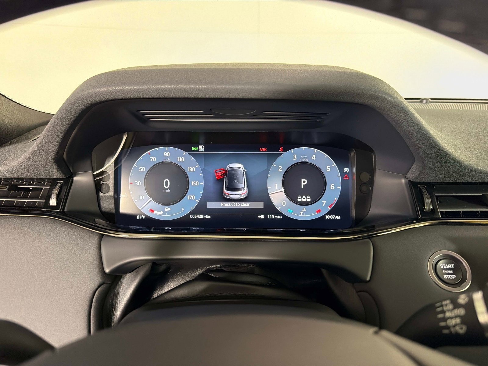 Used 2026 Land Rover Range Rover Evoque S image 44