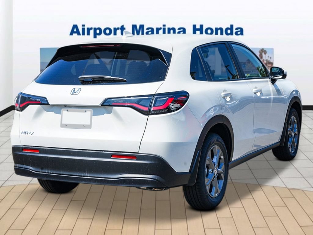 New 2027 Honda HR-V LX image 4
